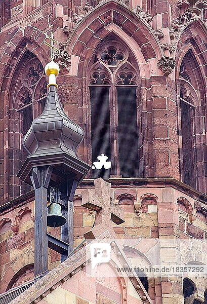Detailansicht eines Glockentürmchens  Freiburger Münster  auch Münster Unserer Lieben Frau  Freiburg im Breisgau  Baden-Württemberg  Deutschland  Europa