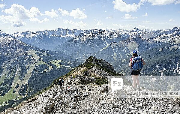 Hiker on the way to Thaneller  Lechtal Alps  Tyrol  Austria  Europe