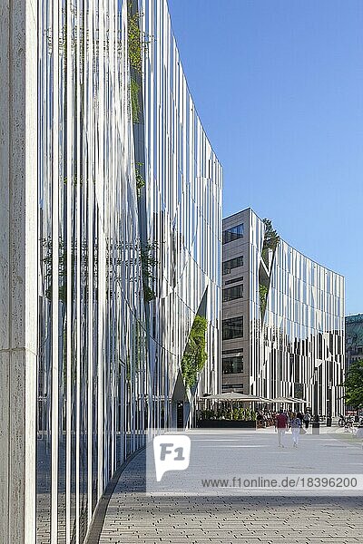Einkaufszentrum Kö Bogen  entworfen von Stararchitekt Daniel Libeskind  Düsseldorf  Nordrhein-Westfalen  Deutschland  Europa