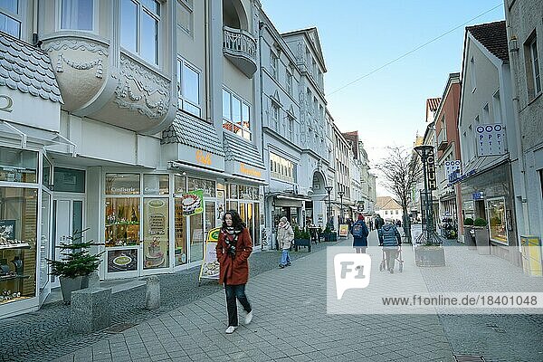 Klosterstraße pedestrian zone  Bad Oeynhausen  North Rhine-Westphalia  Germany  Europe