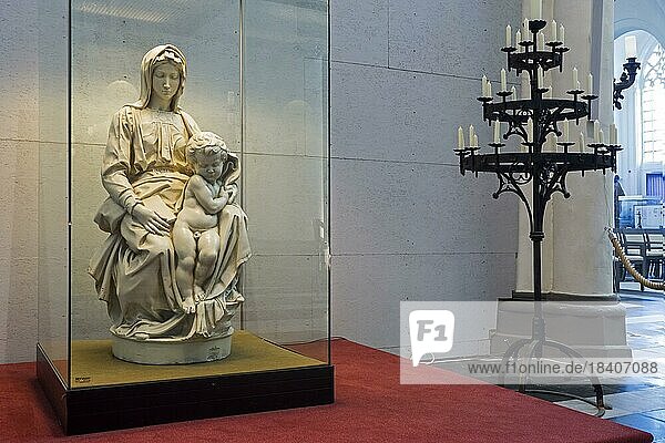 Replica of the Madonna of Bruges  sculpture by Michelangelo in the Church of Our Lady  Onze-Lieve-Vrouwekerk in the city Bruges  Flanders  Belgium  Europe