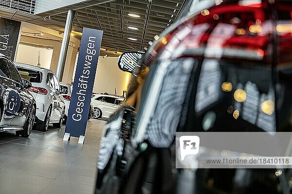 Gebrauchtwagen  gebrauchte Autos und Geschäftswagen in der Mercedes Niederlassung Stuttgart  Baden-Württemberg  Deutschland  Europa