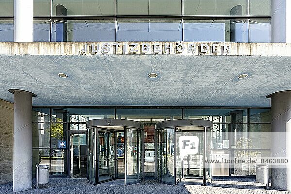 Justizbehörden Kassel  im Gebäude befinden sich Amtsgericht  Landgericht und Staatsanwaltschaft  Kassel  Hessen  Deutschland  Europa