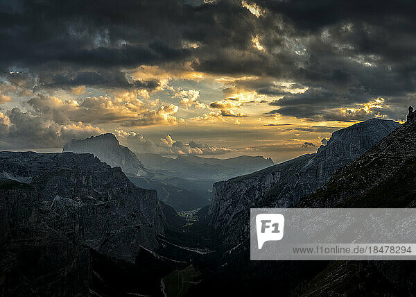 Vallunga Valley at sunrise  Dolomites  Italy