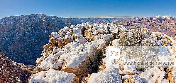 Gefrorene zerklüftete Felsen entlang der Palisaden der Wüste am Grand Canyon  UNESCO-Welterbe  Arizona  Vereinigte Staaten von Amerika  Nordamerika
