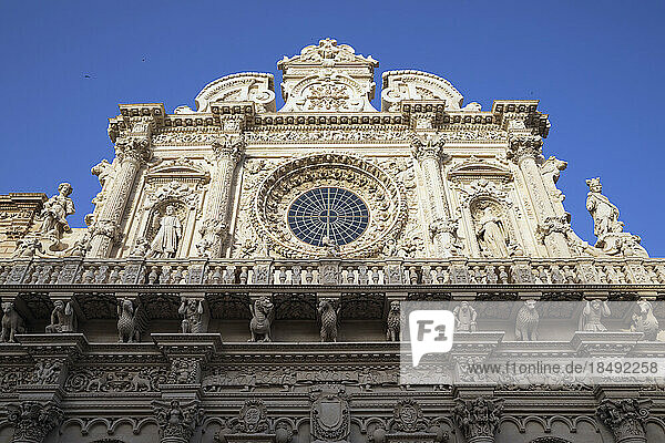 Barocke Fassade der Basilika di Santa Croce  Lecce  Apulien  Italien  Europa