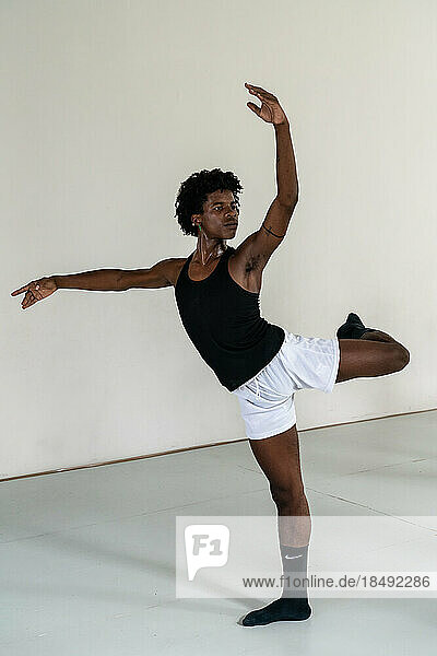 Tänzerin bei einer Probe der Mi Compania Ballet Company  Havanna  Kuba  Westindien  Karibik  Zentralamerika