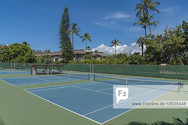 Tennisplätze im Kamaole Beach Park  Kihei  Maui  Hawaii  USA; Kihei  Maui  Hawaii  Vereinigte Staaten von Amerika