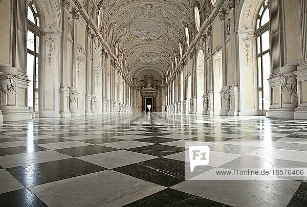 Blick auf die Galleria di Diana im Königspalast von Venaria  in der Nähe von Torino  Region Piemonte