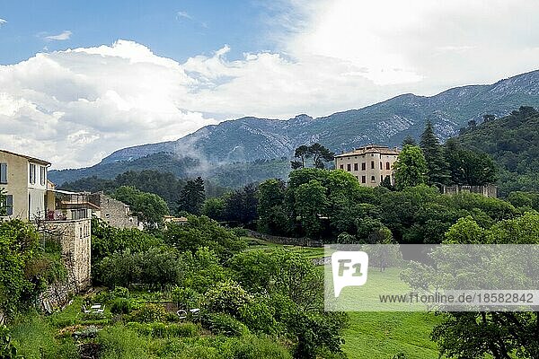 Schloss Vauvenargues  Wohnsitz  Atelier und Sterbeort von Pablo Picasso von 1958-1973  Provence-Alpes-Cote d'Azur  Frankreich  Europa