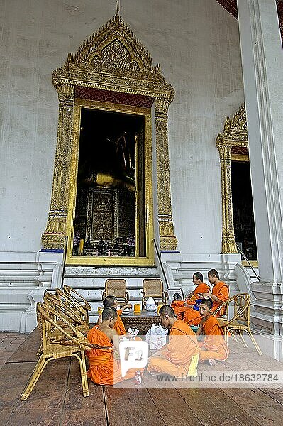 Buddhistische Mönche  Bangkok  Thailand  Asien