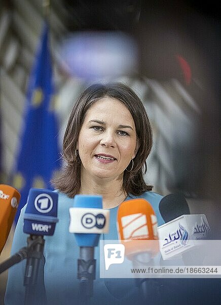 Annalena Bärbock (Bündnis 90 Die Grünen)  Bundesaussenministerin  gibt ein Pressestatement vor Beginn einer Sitzung des Rat für Aussenbeziehungen in Brüssel.  Brüssel  Belgium