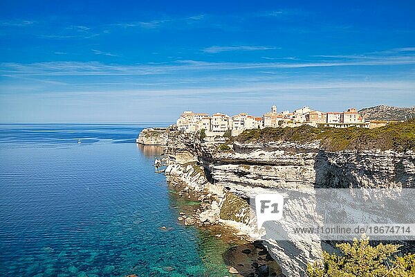 Steep coast of Bonifacio with old town on a limestone plateau  Bonifacio  Corsica  France  Europe