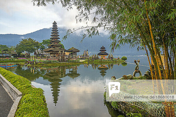 View of Ulun Danu Beratan temple on Lake Bratan after sunrise  Bali  Indonesia  South East Asia  Asia
