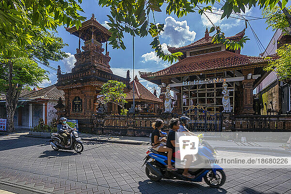 View of temple on street in Kuta  Kuta  Bali  Indonesia  South East Asia  Asia