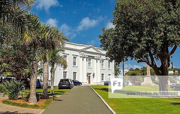 The Cabinet Office Building  on Front Street  houses the Office of the Premier of Bermuda appointed by the Governor  and leads Bermuda's locally elected Government  Hamilton  Bermuda  Atlantic  North America