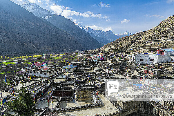 Historical village of Marpha  Jomsom  Himalayas  Nepal  Asia