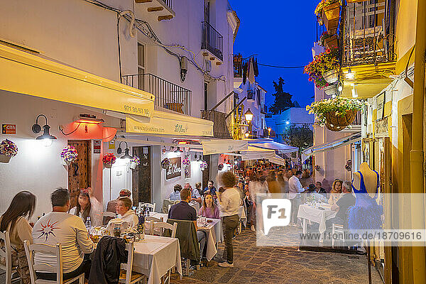 View of restaurants and bars in Dalt Vila at dusk  UNESCO World Heritage Site  Ibiza Town  Eivissa  Balearic Islands  Spain  Mediterranean  Europe