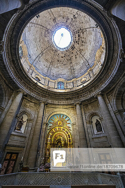 Interior of the Cathedral  Santiago de Compostela  UNESCO World Heritage Site  Galicia  Spain  Europe