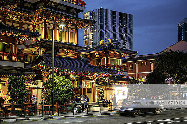 Exterior of Buddha Tooth Relic Temple  Chinatown  Central Area  Singapore  Southeast Asia  Asia