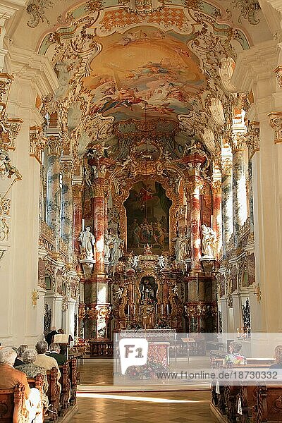 Altarraum  Wallfahrtskirche zum gegeißelten Heiland  Wieskirche  Kreis Steingaden  Pfaffenwinkel  Bayern  Deutschland  Europa
