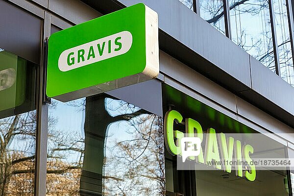 Laden Geschäft der Marke Gravis mit Logo Einzelhandel in Stuttgart  Deutschland  Europa