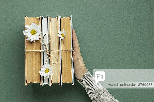 Kreative Komposition mit Büchern Blume. Hohe Auflösung Foto