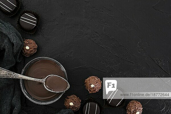 Flach legen geschmolzene Schokolade Süßigkeiten mit Kopie Raum. Auflösung und hohe Qualität schönes Foto