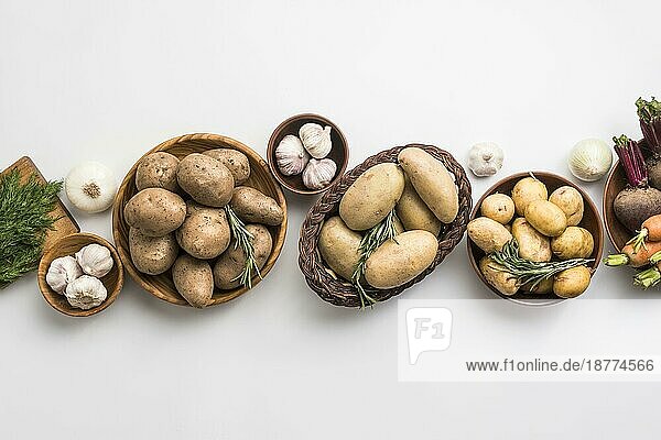 Schüssel Taschen mit Gemüse. Auflösung und hohe Qualität schönes Foto
