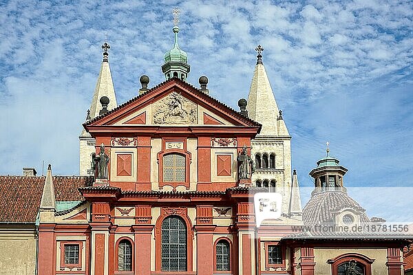 Die Sankt-Georgs-Basilika im Prager Burgviertel