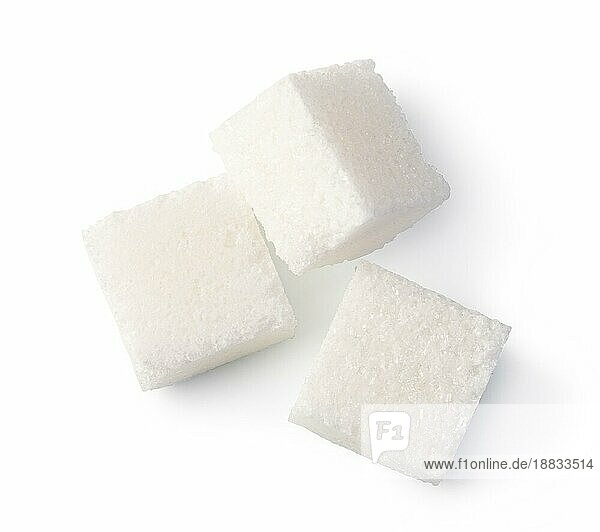 Weiße Zuckerwürfel  vor weißem Hintergrund