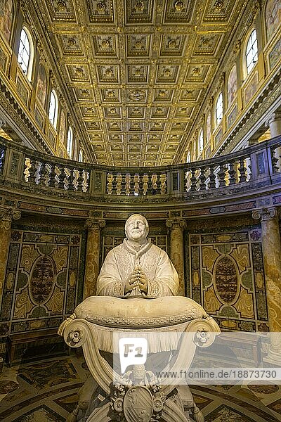 Statue von Pius IX. in der Confessio  Basilika Santa Maria Maggiore  Rom  Italien  Europa