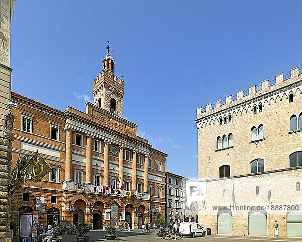 Foligno Umbrien Italien. Das Rathaus  Kommunalpalast