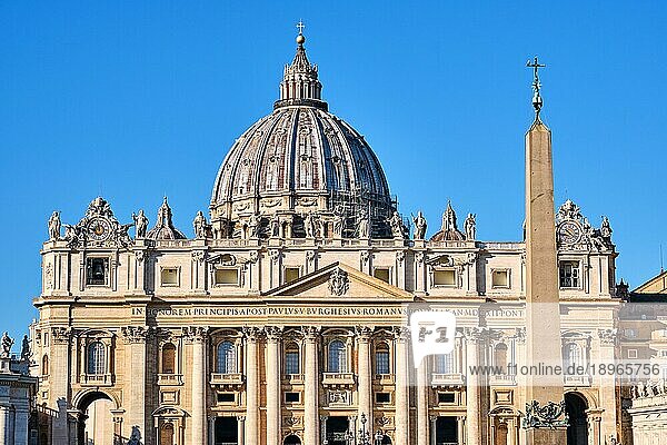 Die St. Peters-Basilika in der Vatikanstadt  Italien  Europa