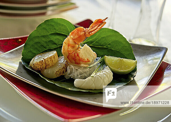 Spicy seafood salad (Thailand)