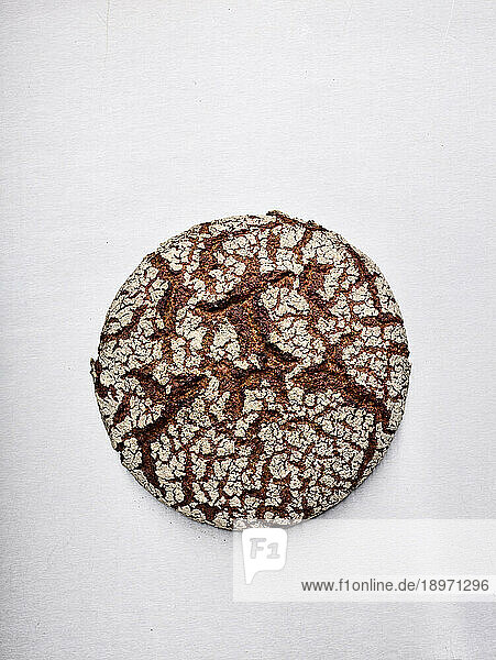 Bread made with mixed wheat and rye flour