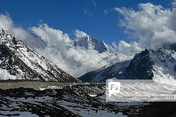 Szene in der Nähe des Everest Basislagers  Nepal  Asien