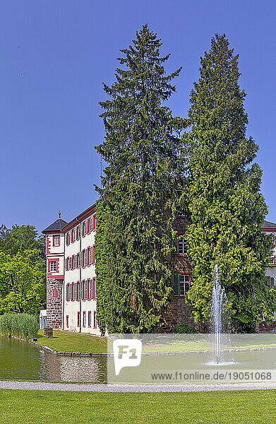 Wasserschloss Eichtersheim im Angelbachtal im Kraichgau  Baden-Württemberg  Deutschland  Europa.