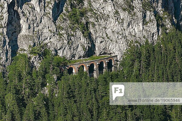 Weinzettelwand Tunnel  Eisenbahn Galerie  Semmeringbahn  Semmering  Niederösterreich  Österreich  Europa
