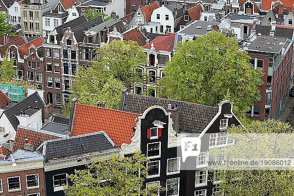 Amsterdam von oben  Wohnhäuser  historische Häuser in der Altstadt  Holland  Niederlande  Europa