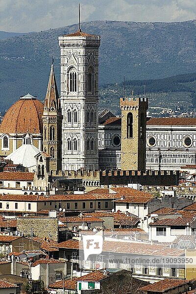 Der Dom von Florenz mit seinem Glockenturm von Giotto