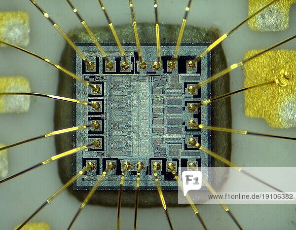 Microchip mit Bonddraehten
