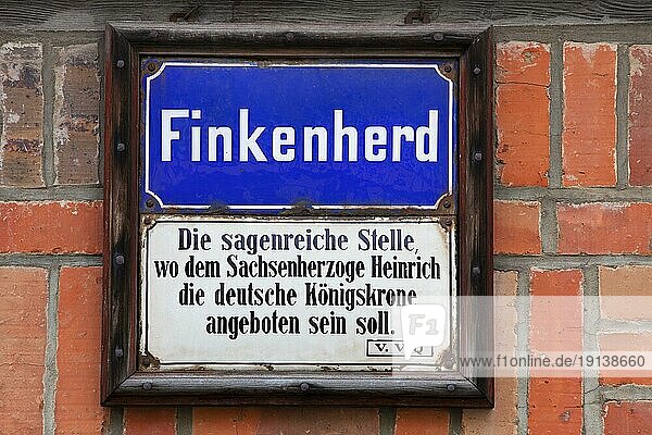 Straßenschild Finkenherd in der Stadt Quedlinburg  Sachsen Anhalt  Deutschland  Europa