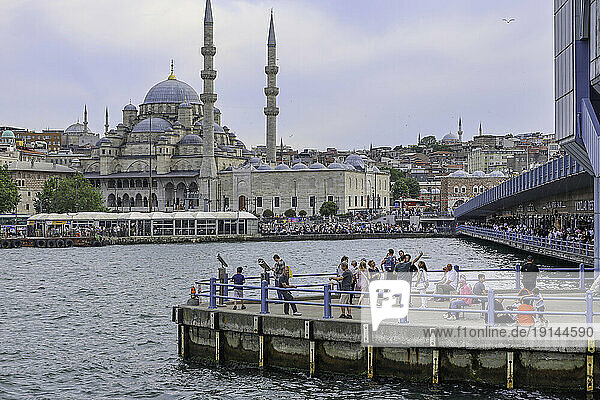 Turkey  Istanbul  Yeni Cami mosque