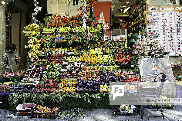 Turkey  Istanbul  fruits market