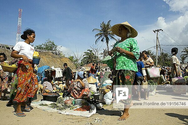 Traditioneller Markt  Handel und Einkauf  Lombok  Indonesien  Asien