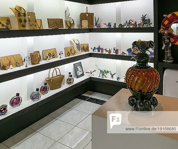 Galerie und Kunsthandwerksladen Galería Caracol Púrpura  Merida  Bundesstaat Yucatan  Mexiko  Mittelamerika
