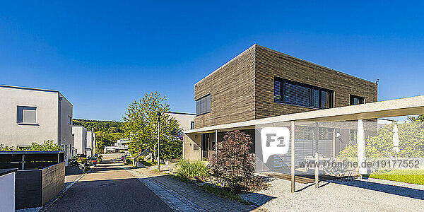 Germany  Baden-Wurttemberg  Esslingen  Panoramic view of modern suburban houses in summer