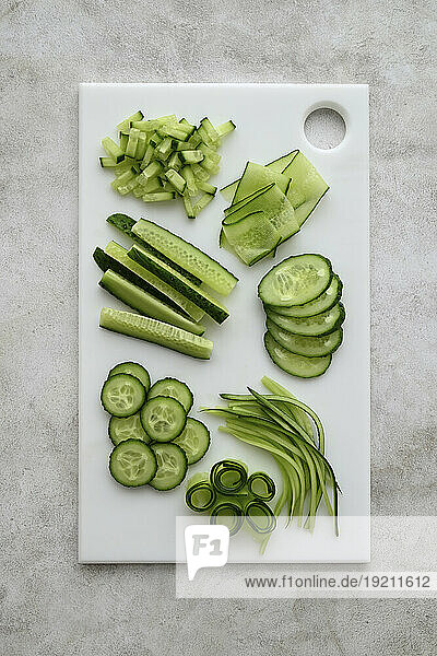 Options for slicing cucumbers