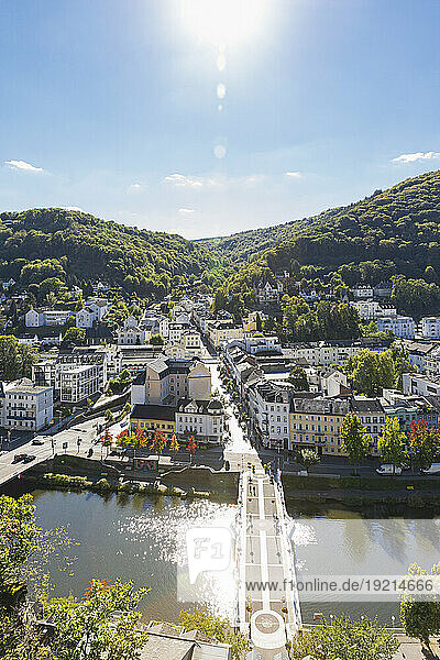 Germany  Rhineland-Palatinate  Bad Ems  Summer sun shining over spa town on Lahn river